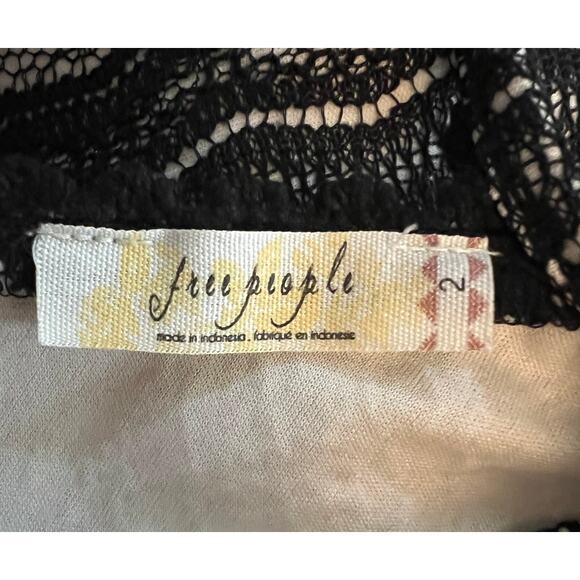 Free People Cut out Fit and Flare Black Lace Dress- Size 2 - Picture 8 of 8